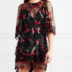 Alice McCall ‘Wish You Were Here’ Lace Dress 4